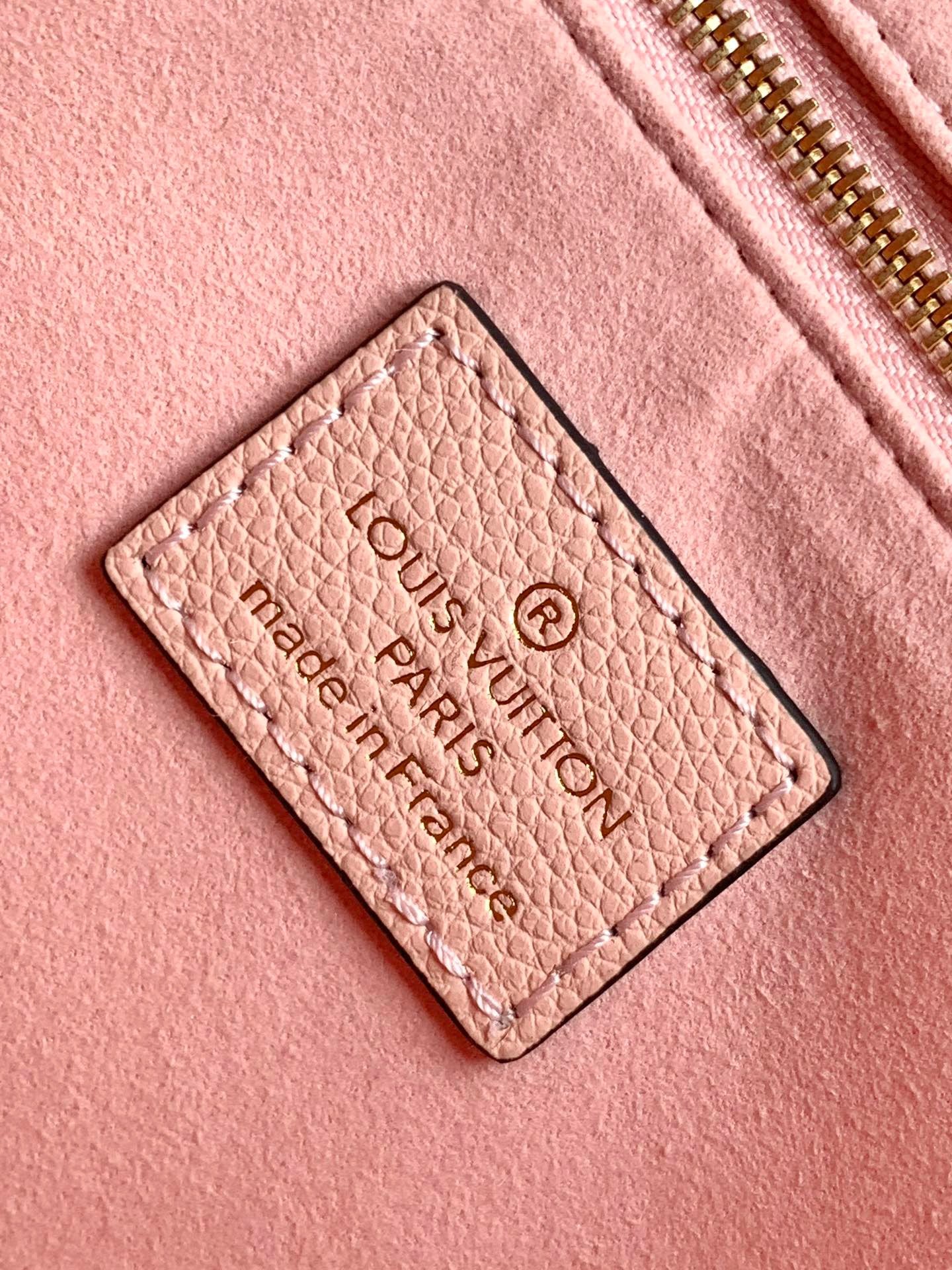 Louis Vuitton Onthego Bags In Pink Embossed Canvas