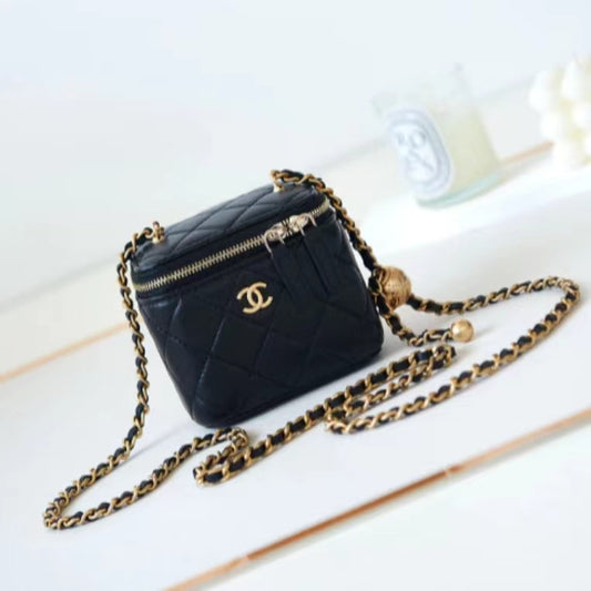 Chanel Classic CC Vanity Case Black Lambskin Gold Hardware