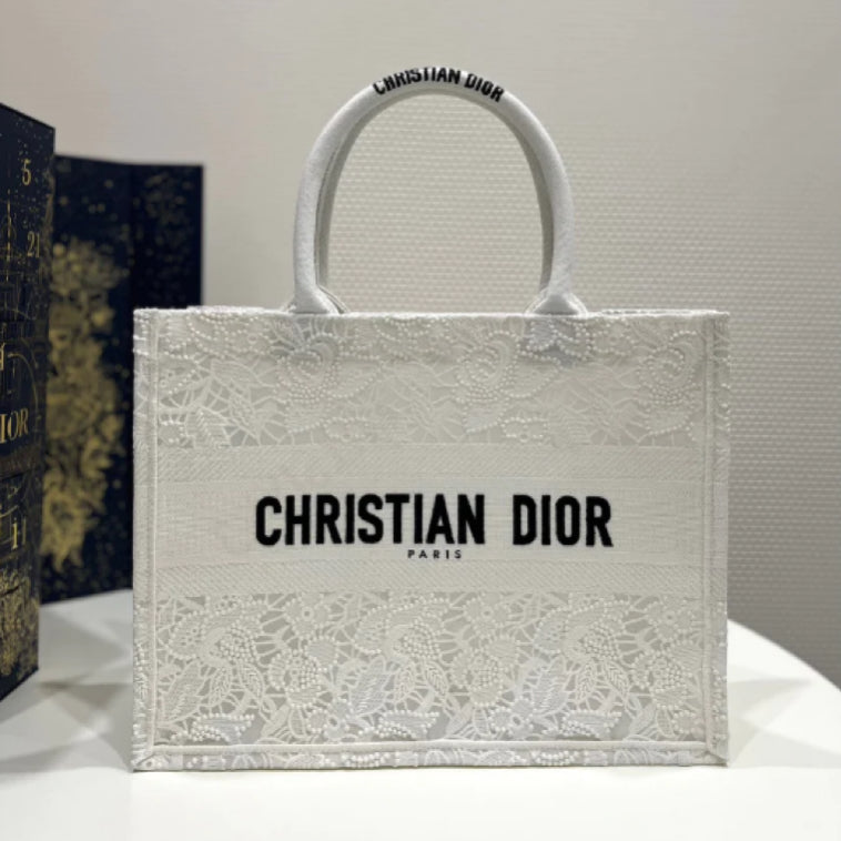 Dior's New Lace Style 3D Three-Dimensional White Embroidery Series Medium Tote Bag