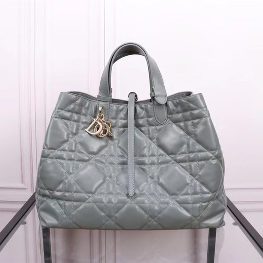 Dior Toujours Large Bag in Gray Macrocannage Calfskin