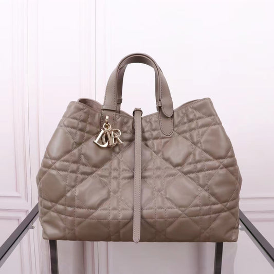 Dior Toujours Large Bag in Bean Paste Powder Macrocannage Calfskin