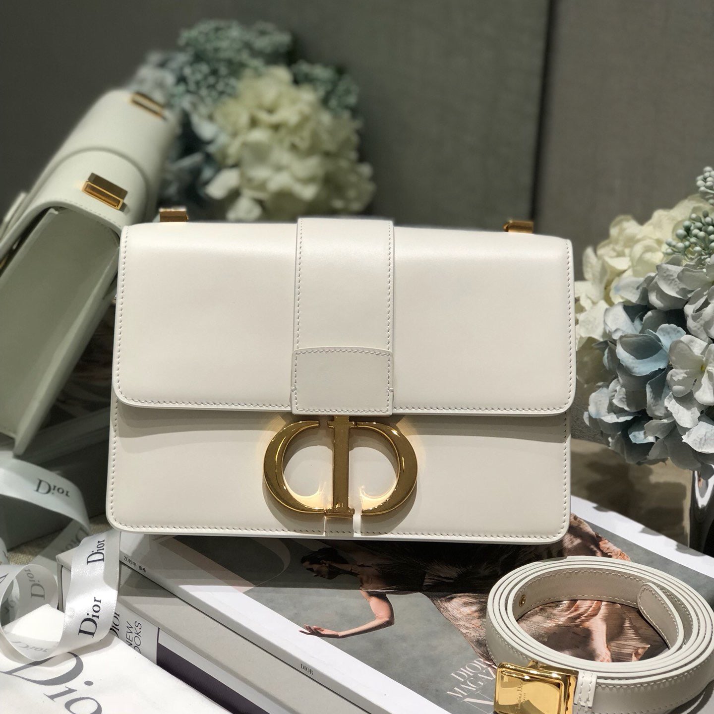 Dior 30 Montaigne Bag In White Box Calfskin