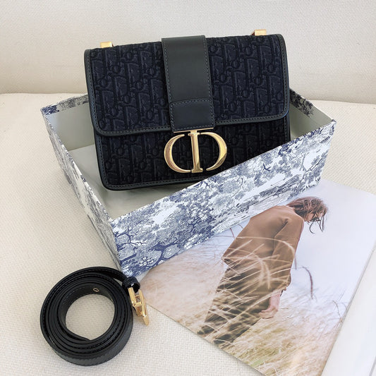 Dior 30 Montaigne Bag In Black Dior Oblique Jacquard