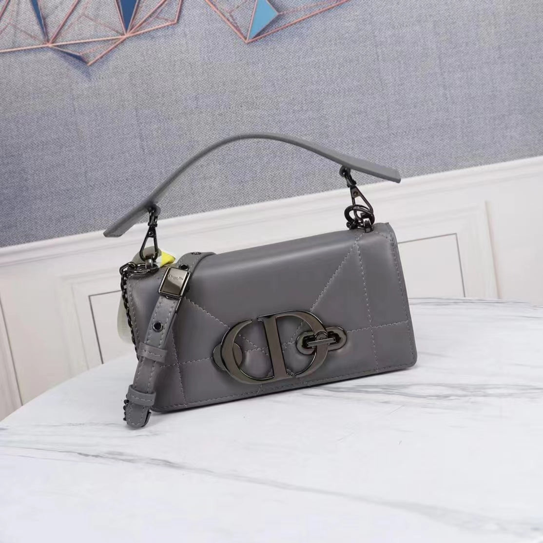 Dior 30 Montaigne Chain Bag With Handle In Gray Lambskin