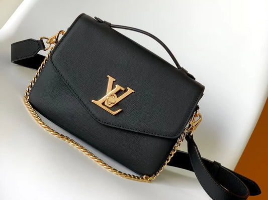 LV Twist Bag In Black Soft Gain Leather With Handle