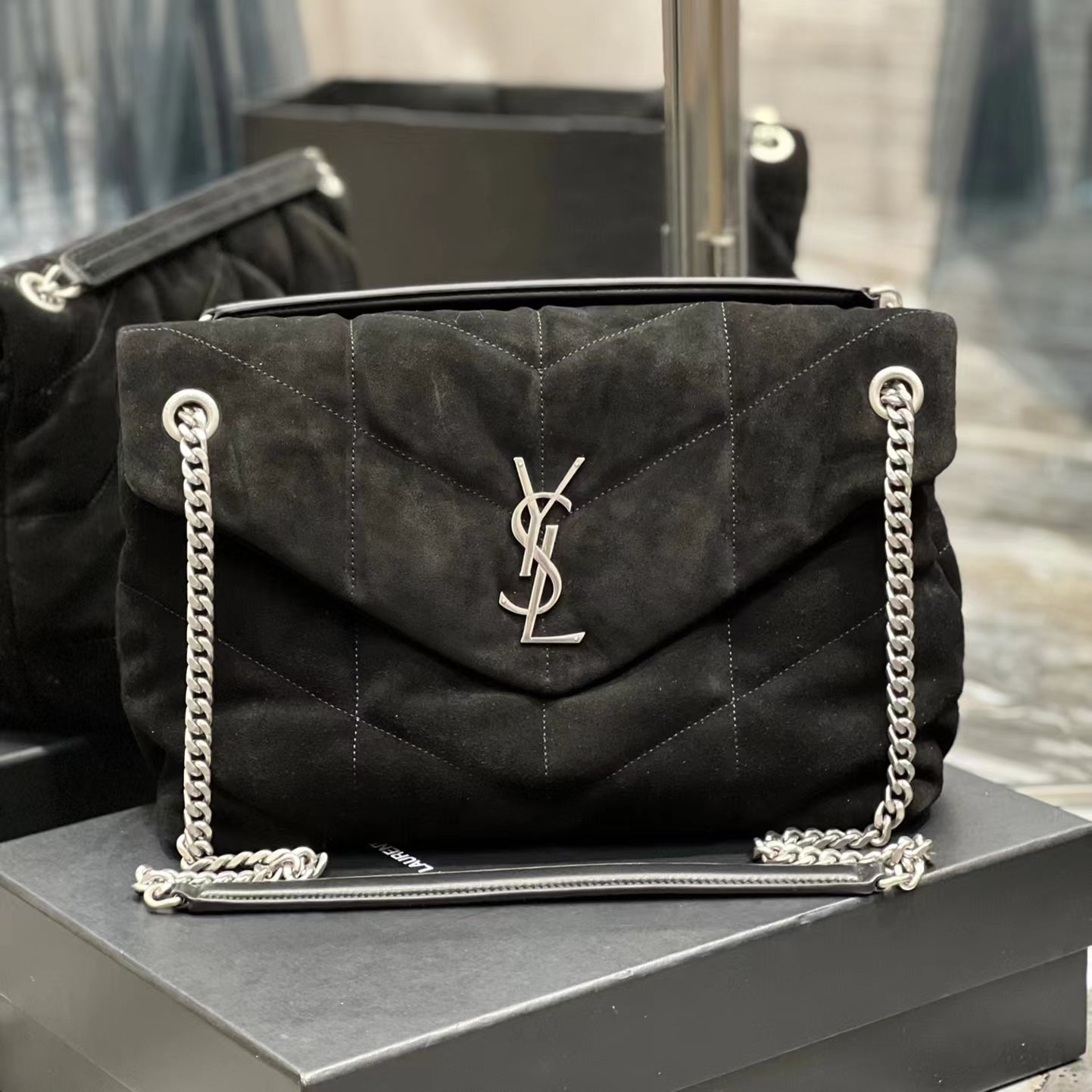 Saint Laurent LouLou Black Quilted Frosted Chain Bag