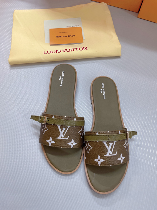 LV Green Classic Presbyopia Series Slippers