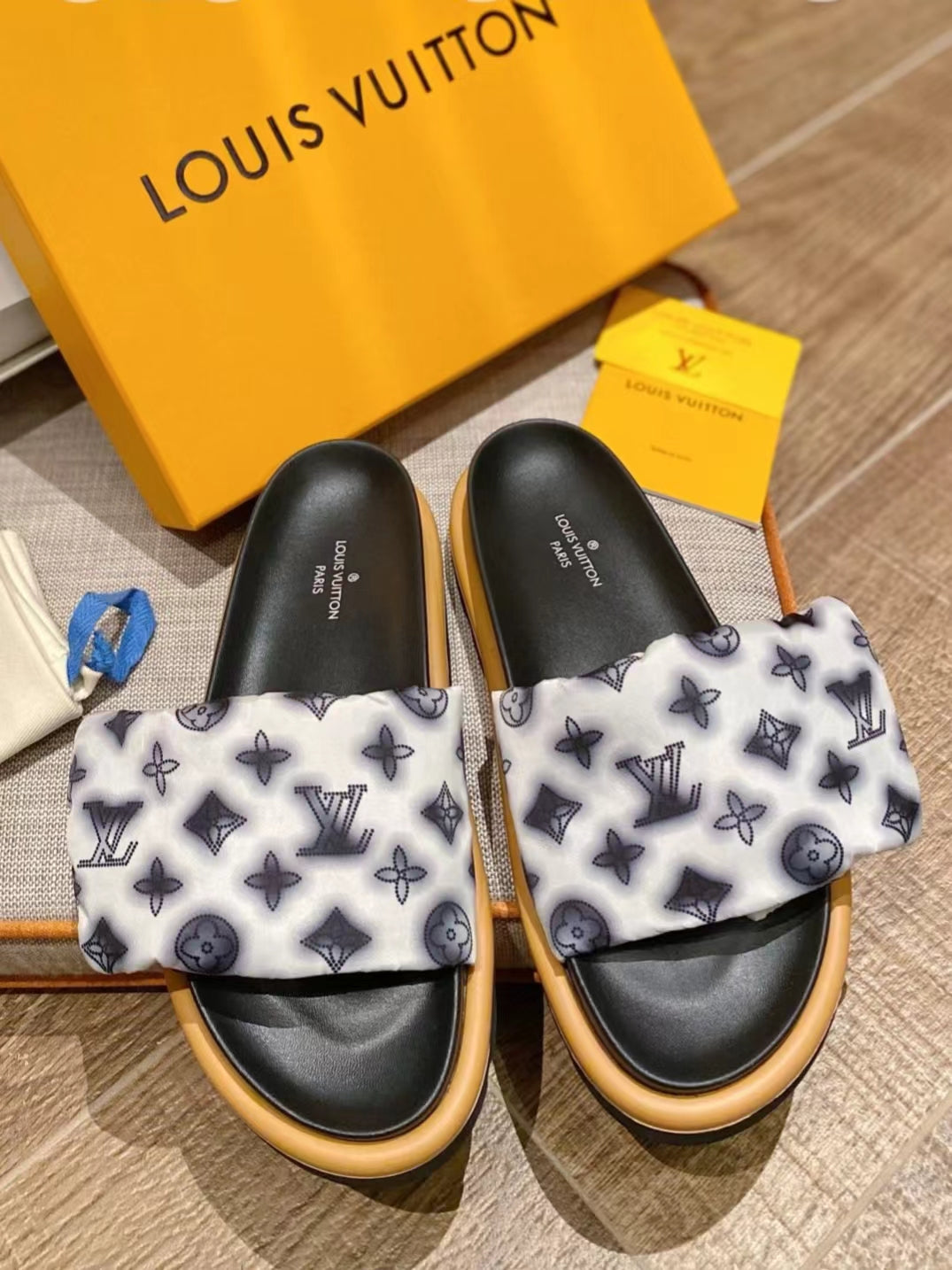 LV Classic Presbyopic Velcro Slippers