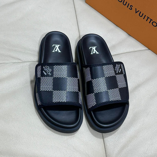 LV Miami Velcro Plaid In Black