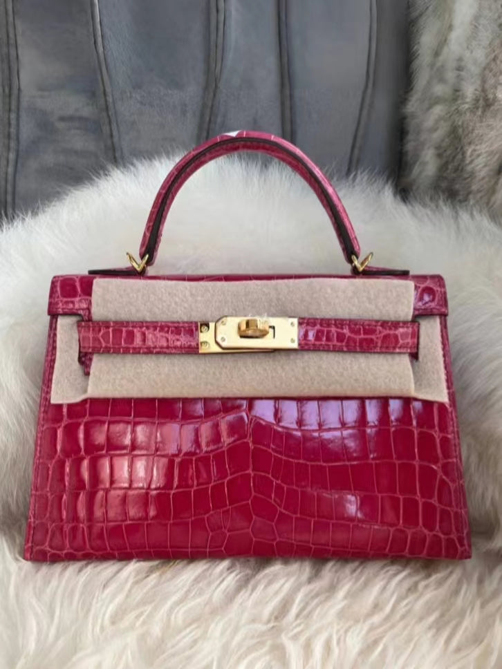 Hermes Rose Red Crocodile Mini Kelly II 20 cm