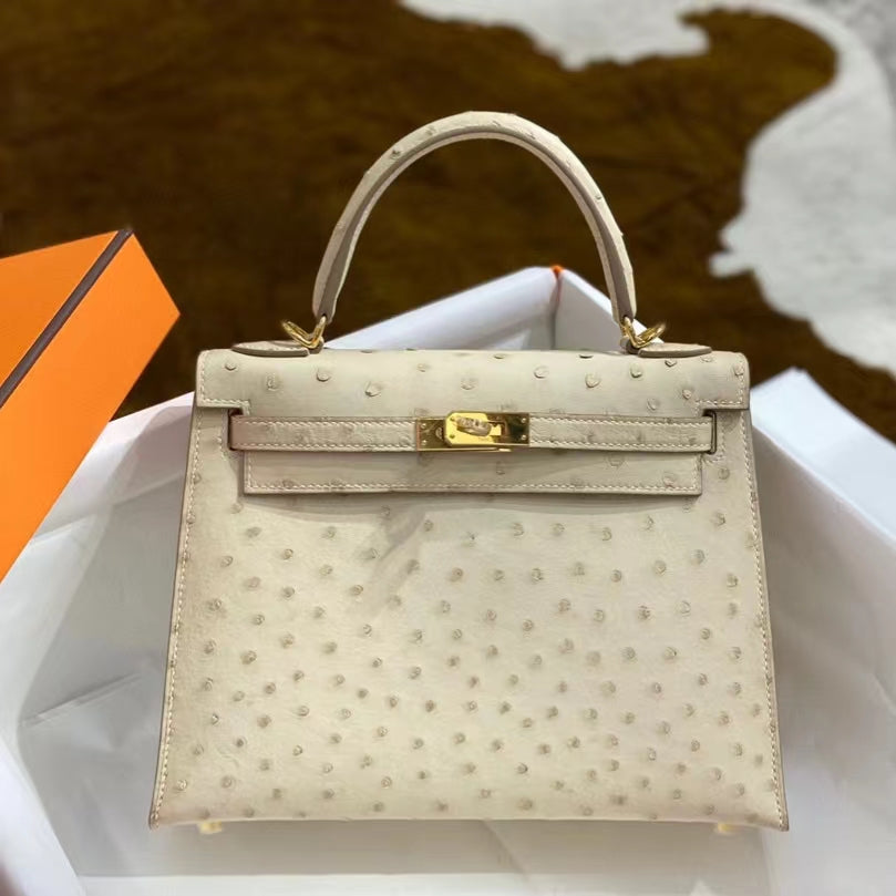 Hermes Kelly 25 Ostrich Leather Beige With Gold Hardware