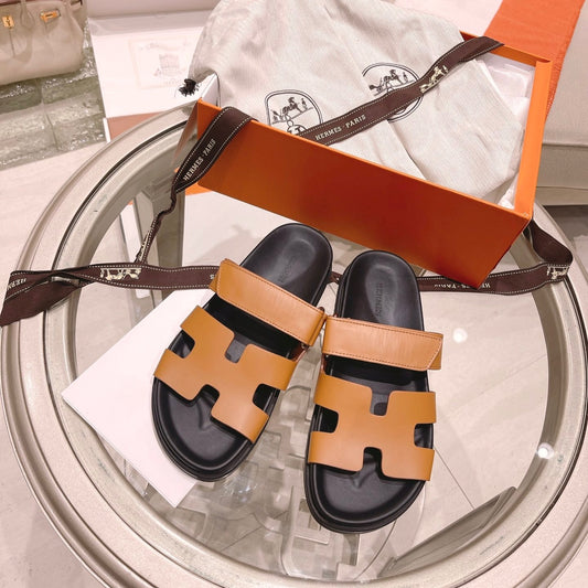 Hermès Chypre Leather Sandal In Brown