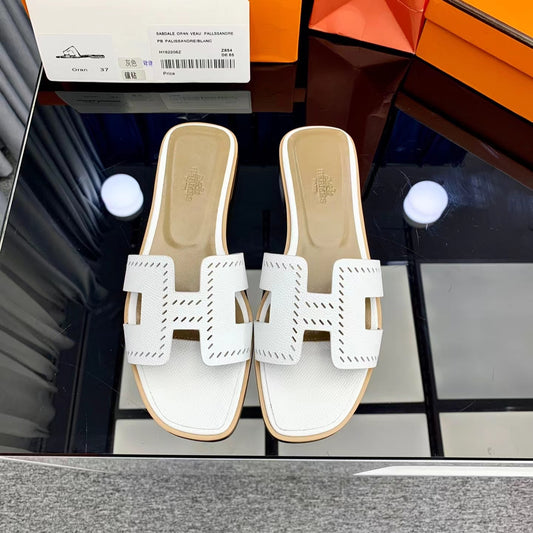 Hermes Oasis Sandals In White Perforated Epsom Leather