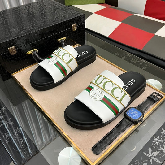 Gucci Slides With Logo In White