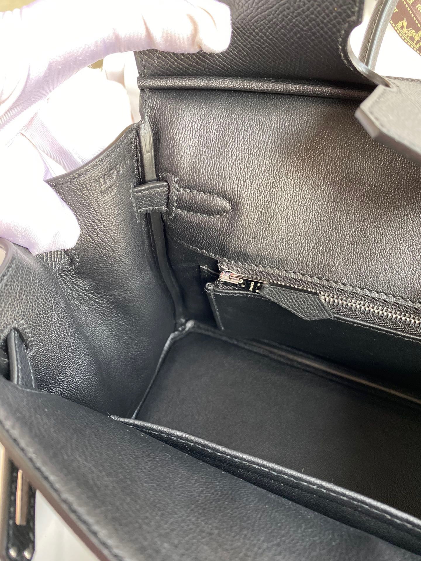 Hermes Birkin 25 Bag In Black Epsom Leather