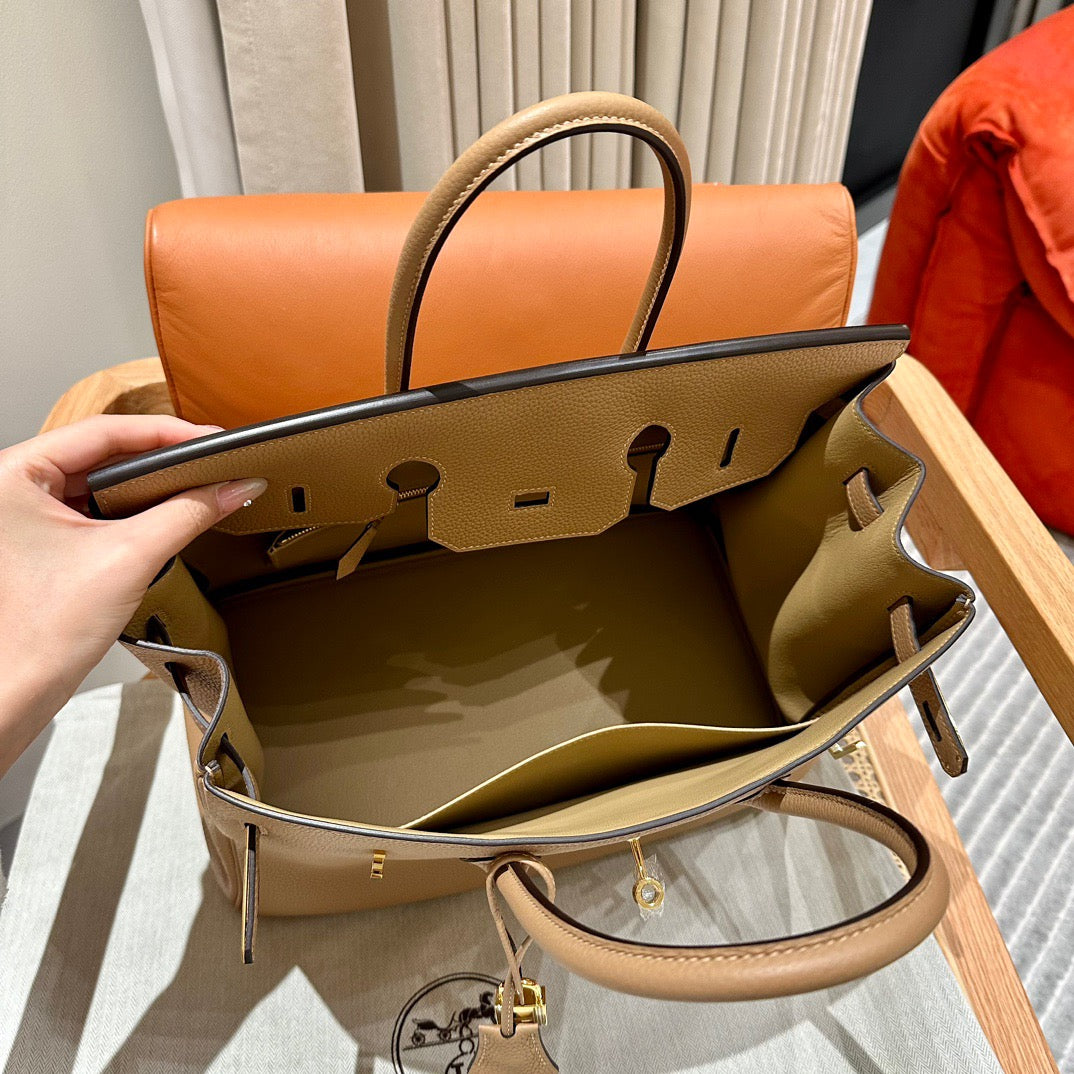 Hermes Birkin 35 Bag In Chai Togo Leather