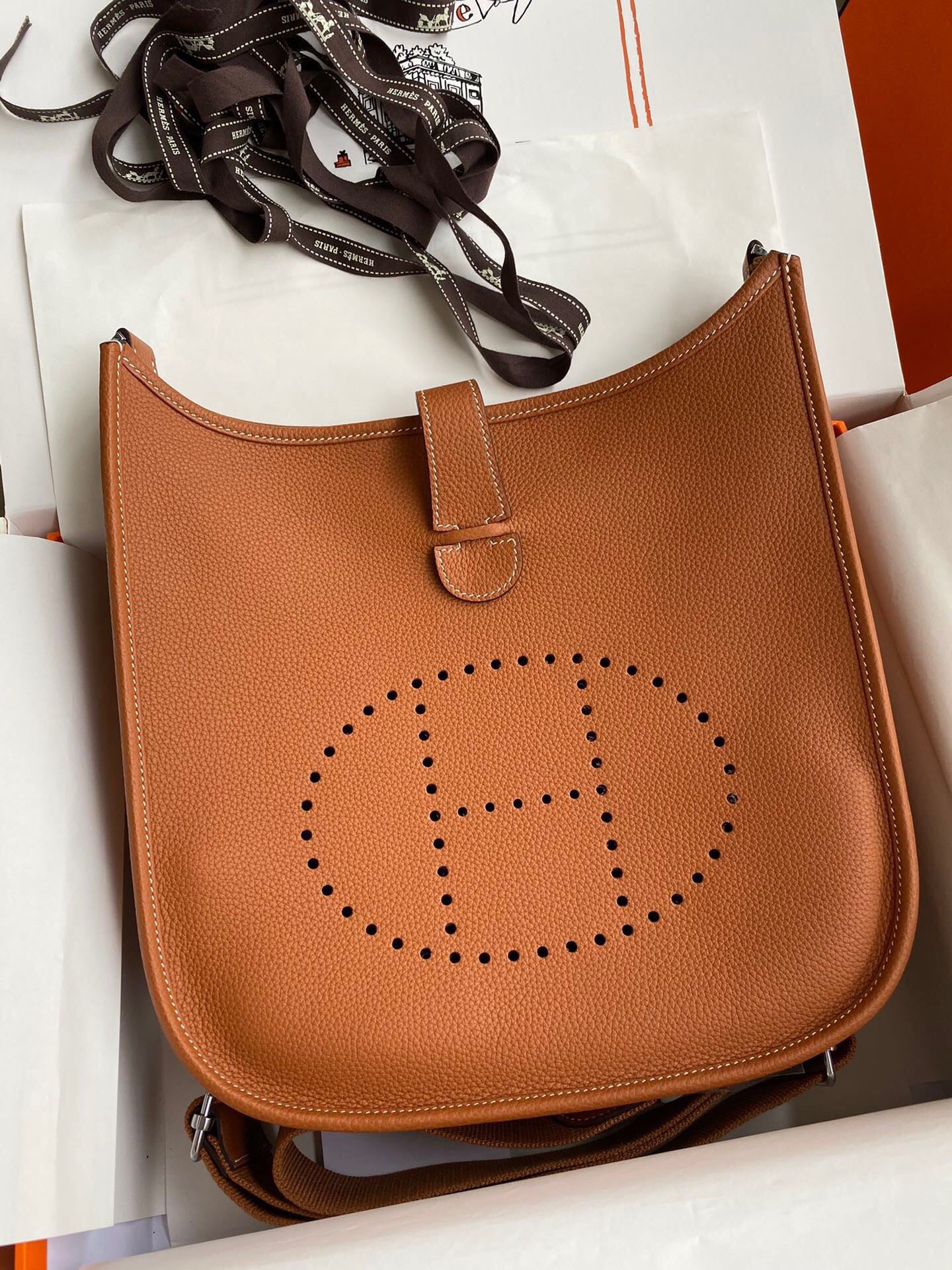 Hermes Evelyne III 29 Bag In Gold Brown Taurillon Clemence Leather