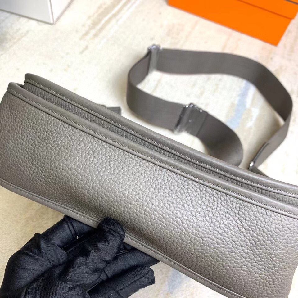 Hermes Evelyne III 29 Bag In 8F Etain Taurillon Clemence Leather