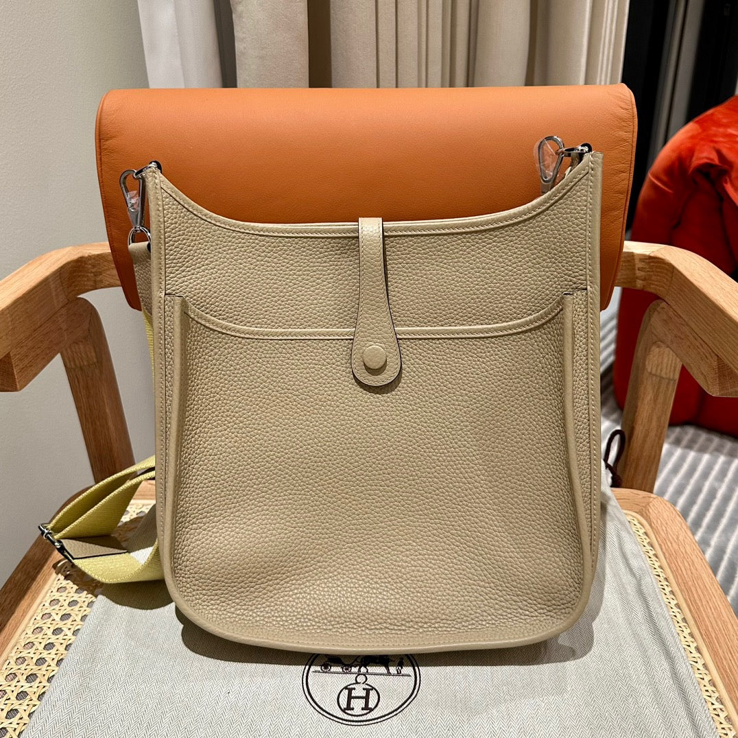 Hermes Evelyne III 29 Bag In Trench Taurillon Clemence Leather