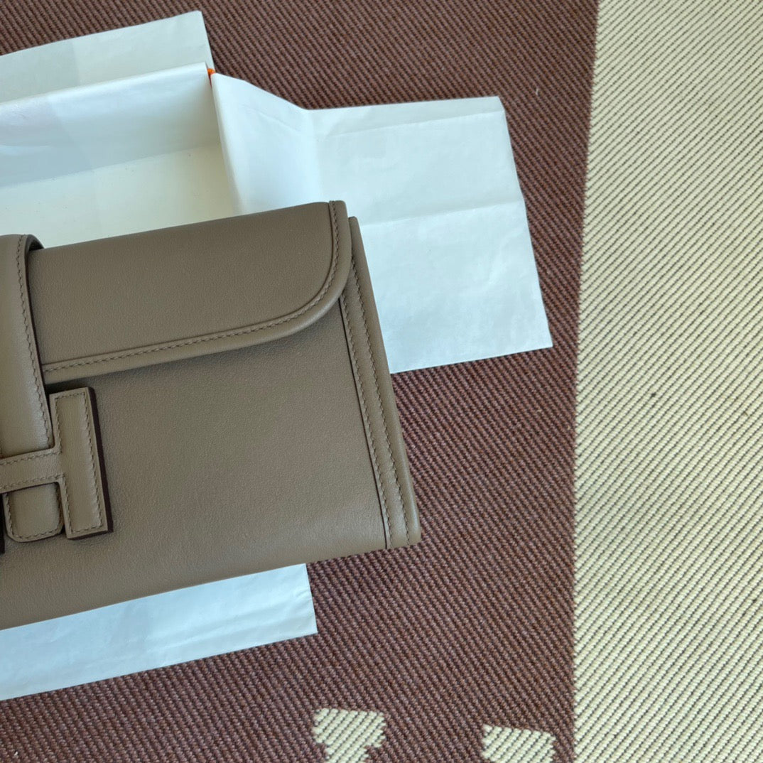 Hermes Jige Elan 29 Clutch Bag In Etoupe Swift Leather