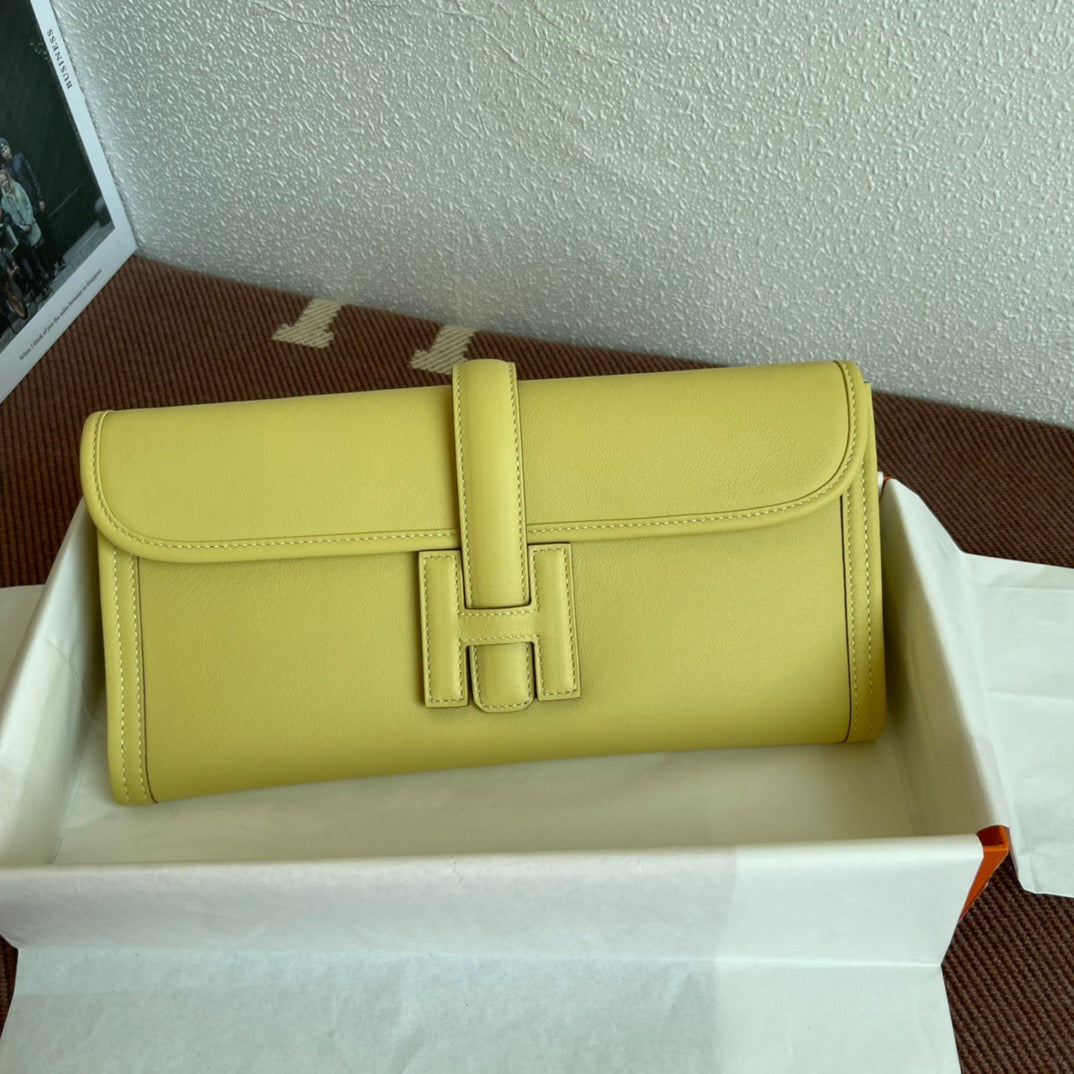 Hermes Jige Elan 29 Clutch Bag In Jaune Poussin Swift Leather