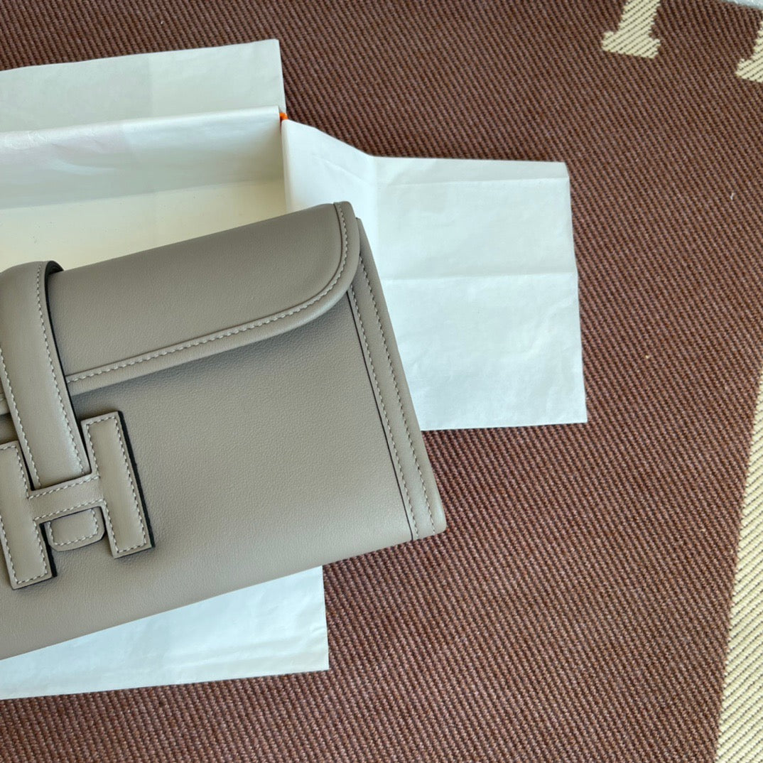 Hermes Jige Elan 29 Clutch Bag In Gris Mouette Swift Leather