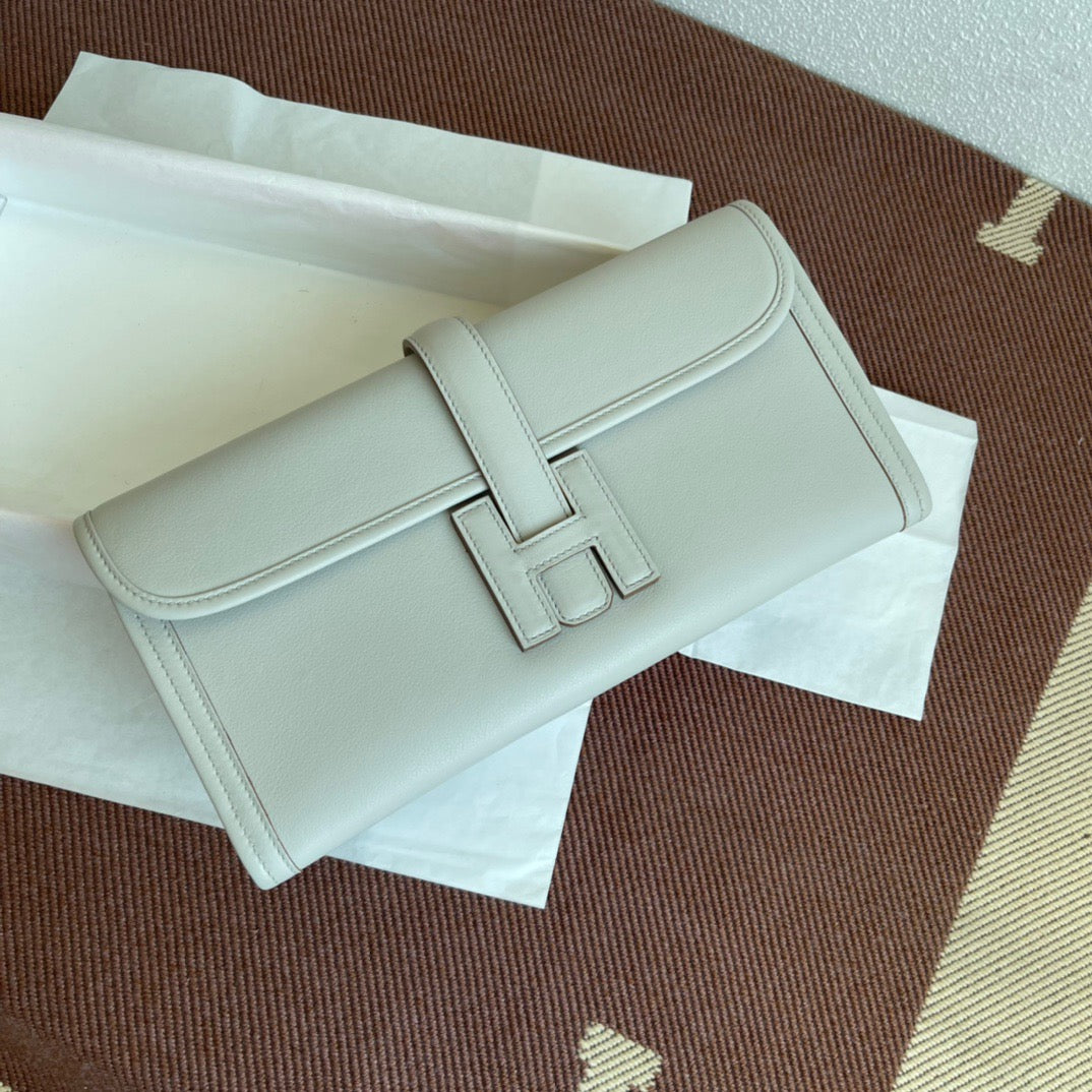 Hermes Jige Elan 29 Clutch Bag In Pearl Gray Swift Leather