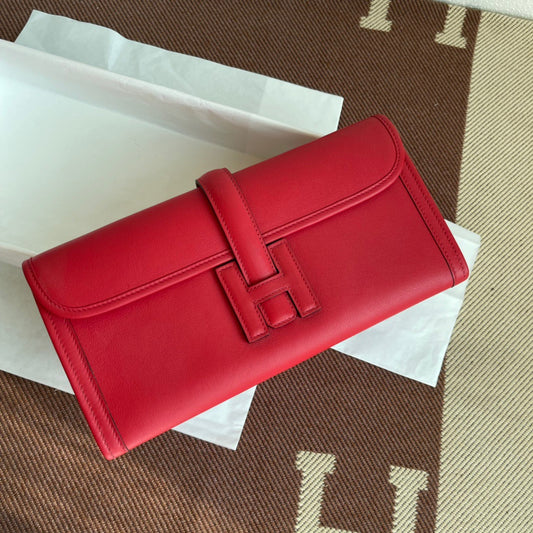 Hermes Jige Elan 29 Clutch Bag In Red Swift Leather