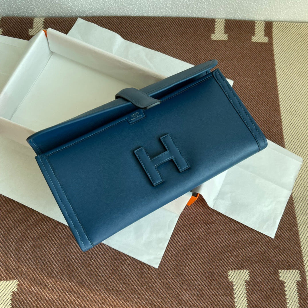 Hermes Jige Elan 29 Clutch Bag In Dark Blue Swift Leather