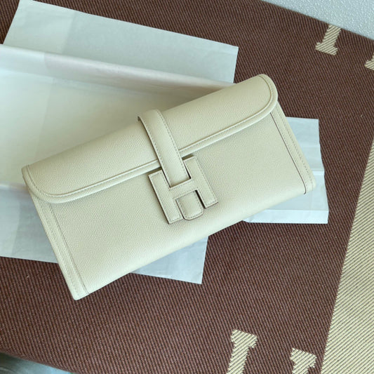 Hermes Jige Elan 29 Clutch Bag In Craie Epsom Leather