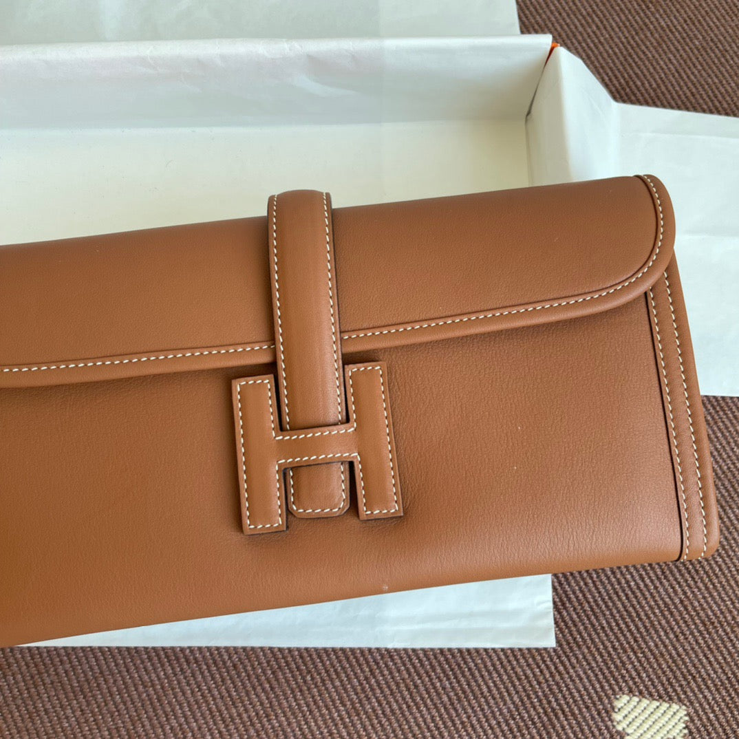 Hermes Jige Elan 29 Clutch Bag In Khaki Swift Leather