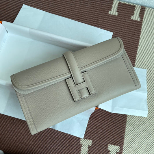 Hermes Jige Elan 29 Clutch Bag In Trench Epsom Leather