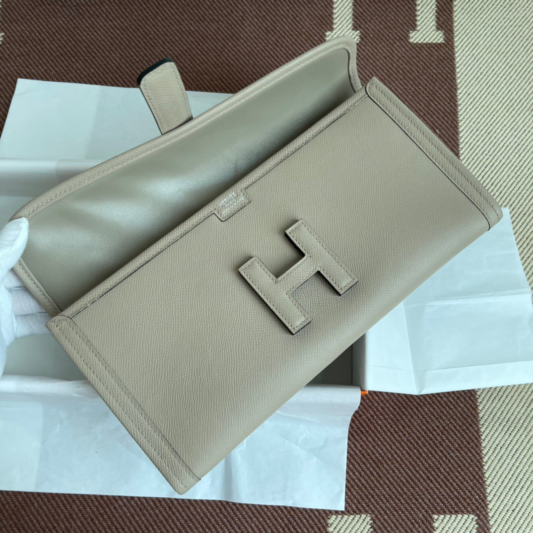 Hermes Jige Elan 29 Clutch Bag In Trench Epsom Leather