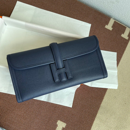 Hermes Jige Elan 29 Clutch Bag In Dark Blue Epsom Leather