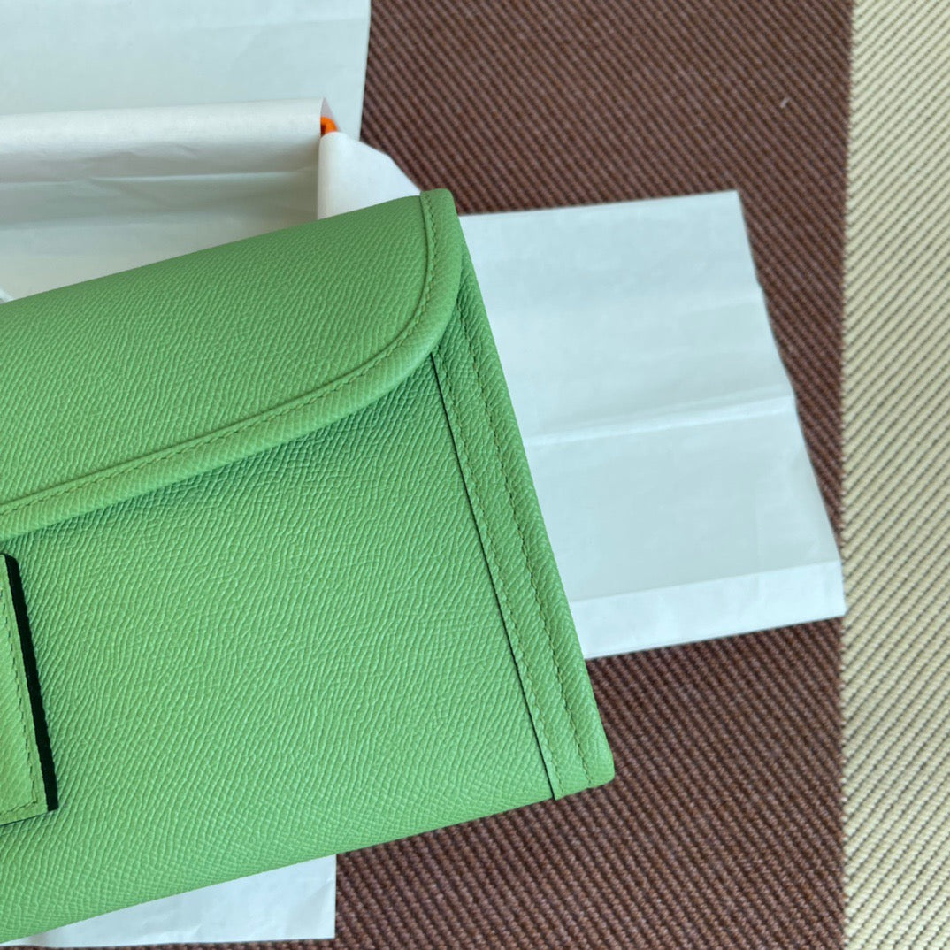 Hermes Jige Elan 29 Clutch Bag In Vert Criquet Epsom Leather