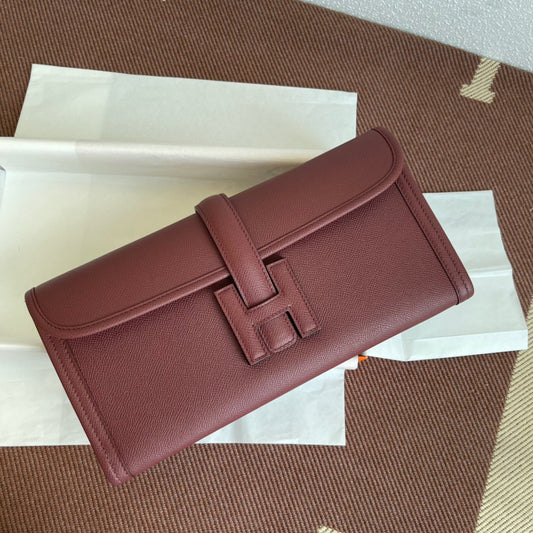 Hermes Jige Elan 29 Clutch Bag In Burgundy Epsom Leather