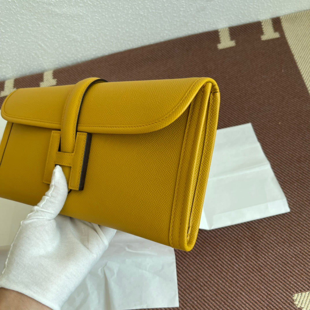 Hermes Jige Elan 29 Clutch Bag In Jaune Ambee Epsom Leather