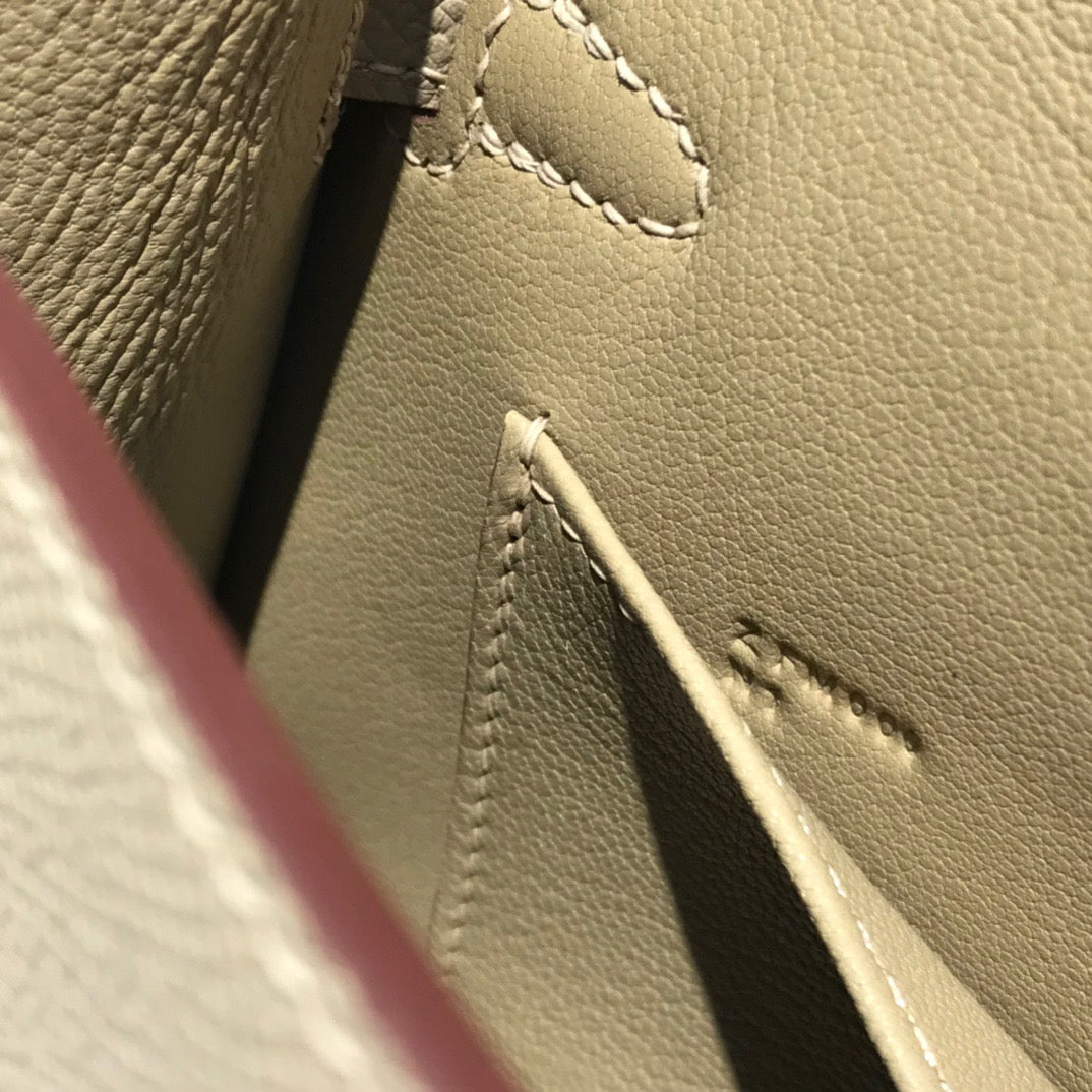 Hermes Kelly Mini II Sellier Bag In Trench Epsom Leather