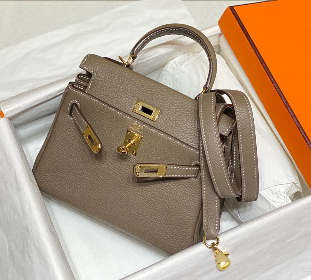 Hermes Kelly 20cm Bag In Etoute Togo Leather