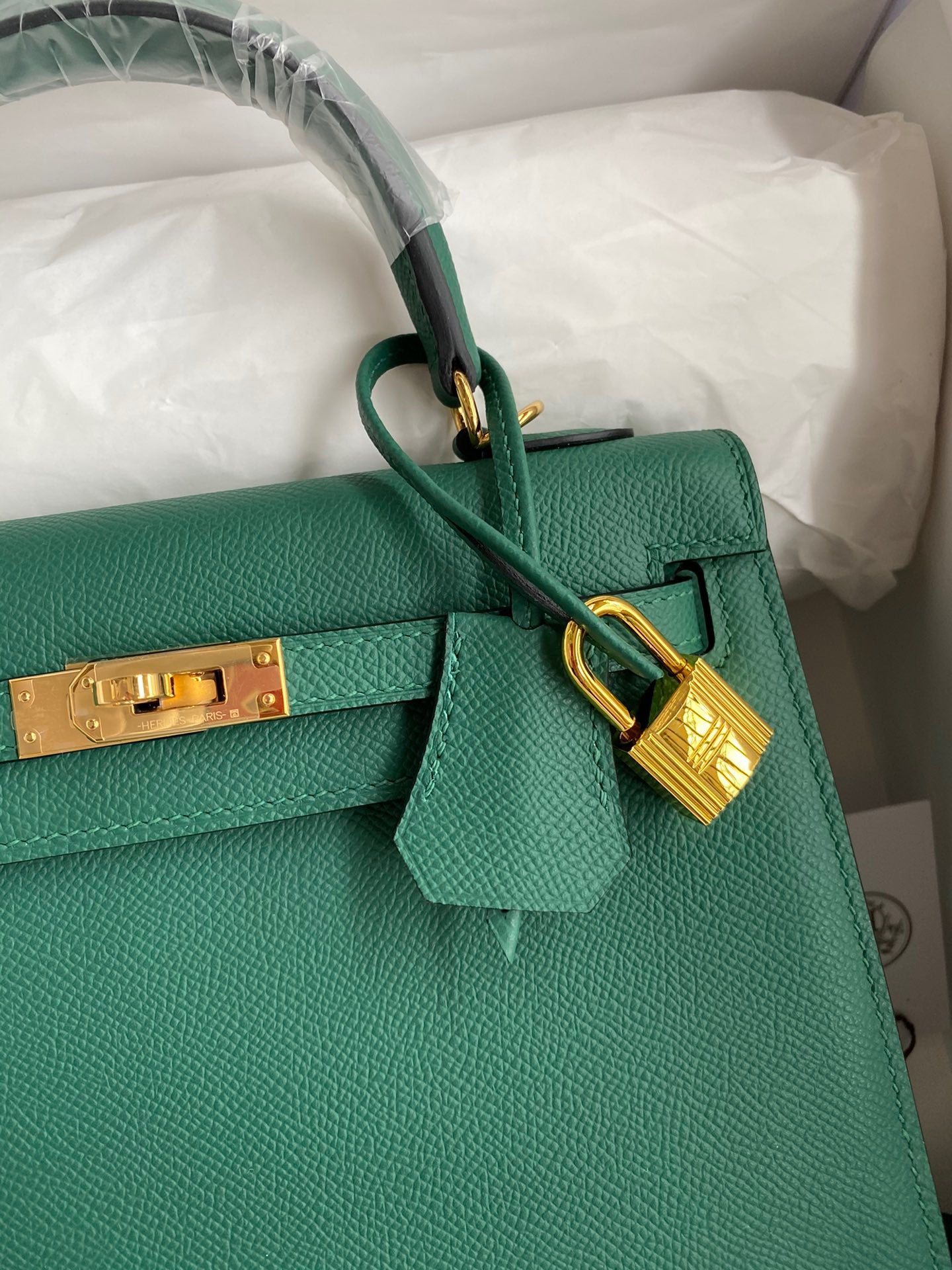 Hermes Kelly 25cm Sellier Bag in Malachite Epsom Leather