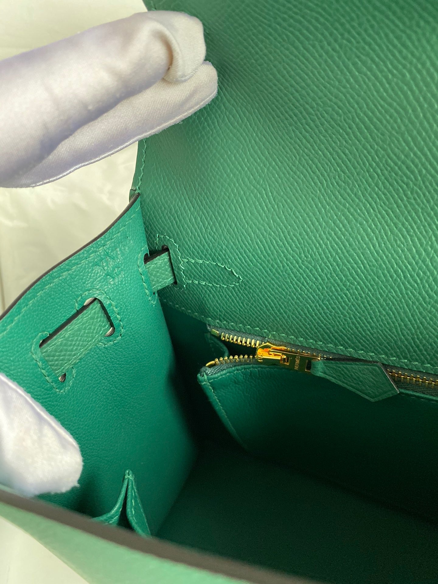 Hermes Kelly 25cm Sellier Bag in Malachite Epsom Leather