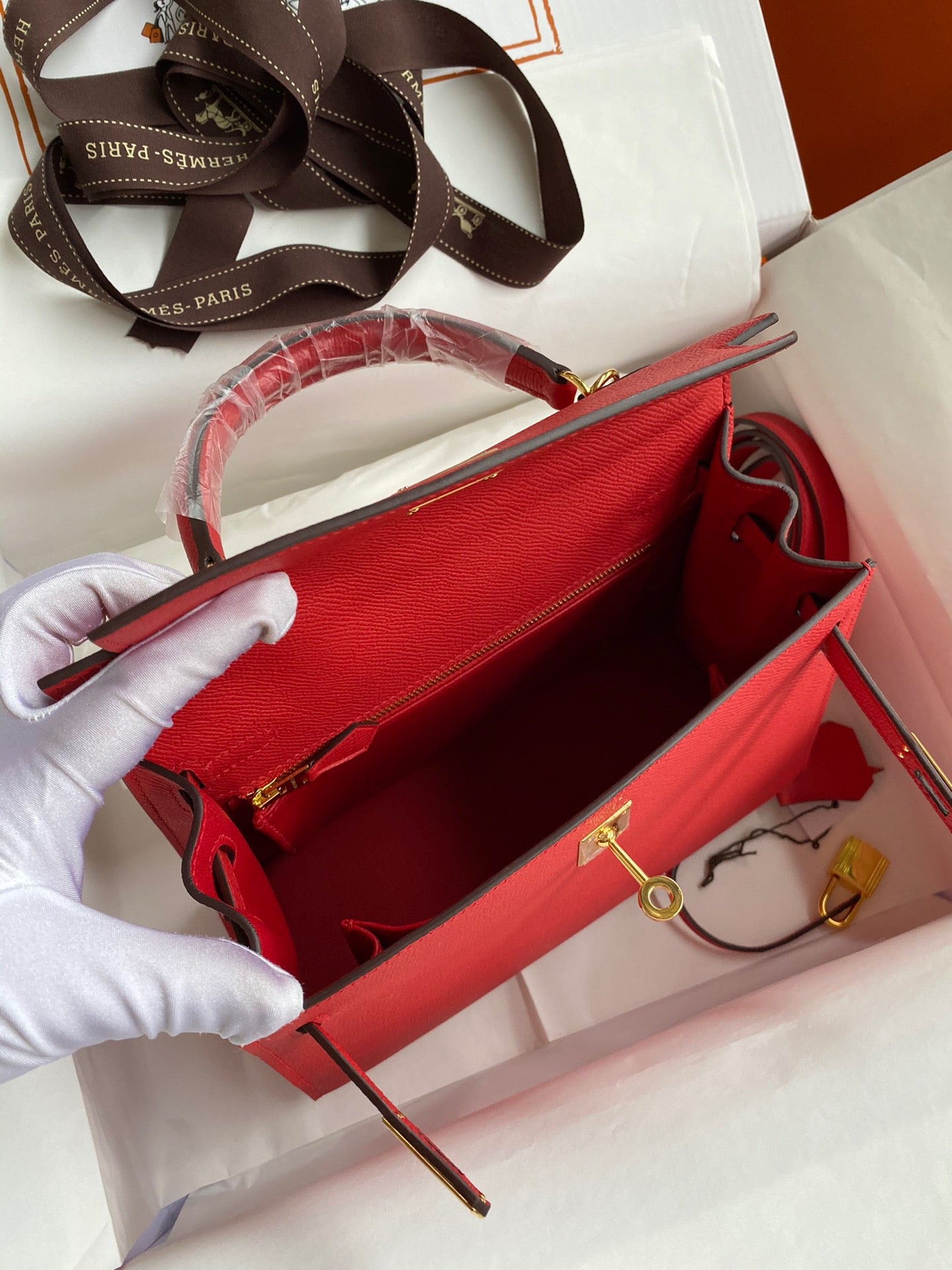 Hermes Kelly 25cm Sellier Bag in Red Epsom Leather