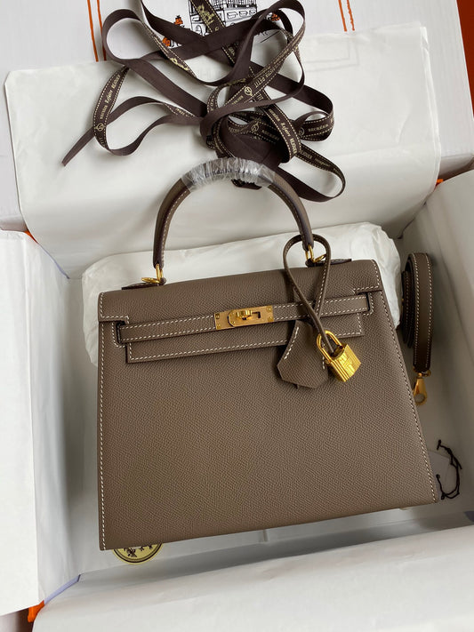 Hermes Kelly 25cm Sellier Bag in Etoupe Epsom Leather