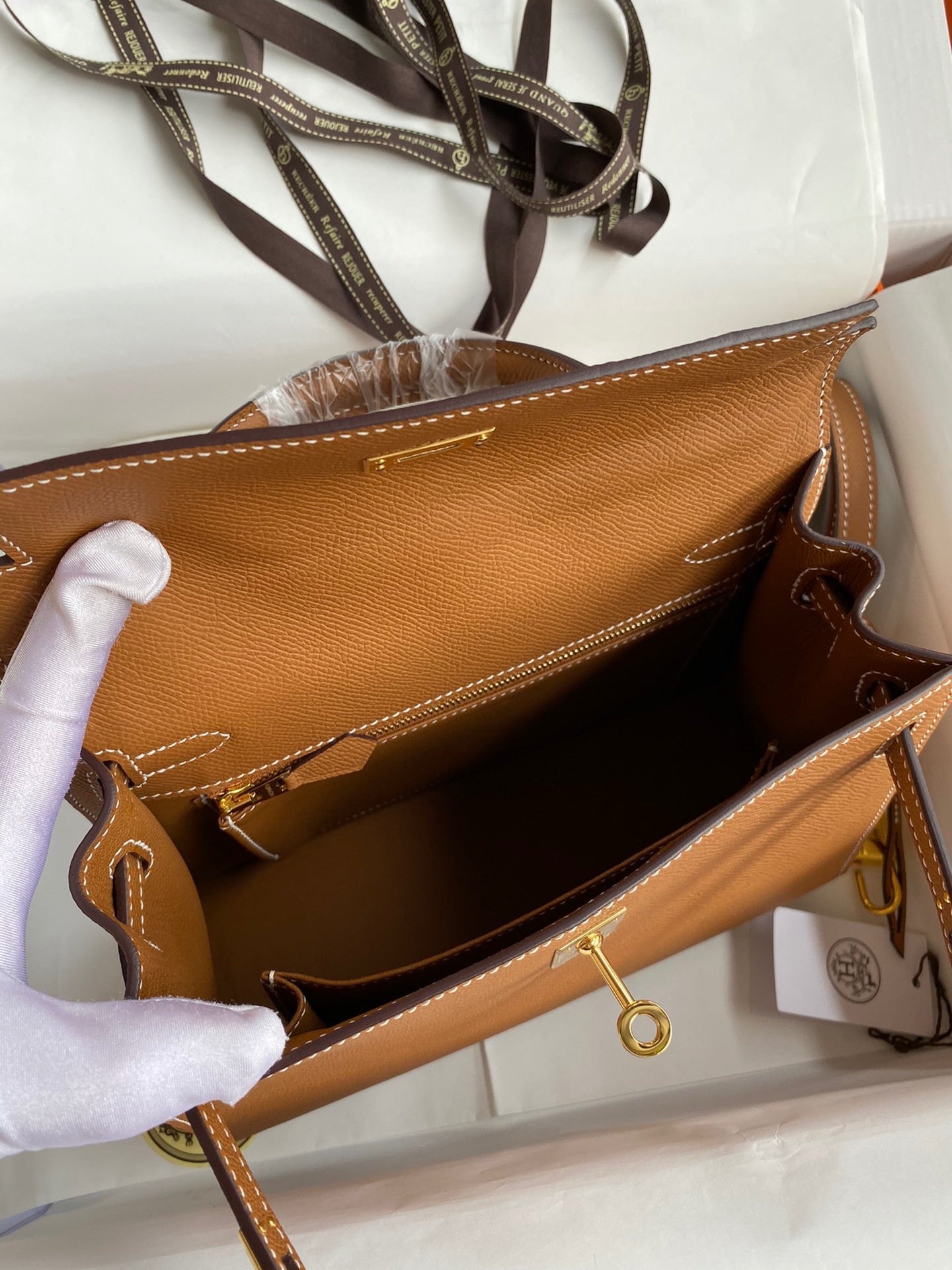 Hermes Kelly 25cm Sellier Bag in Gold Brown Epsom Leather