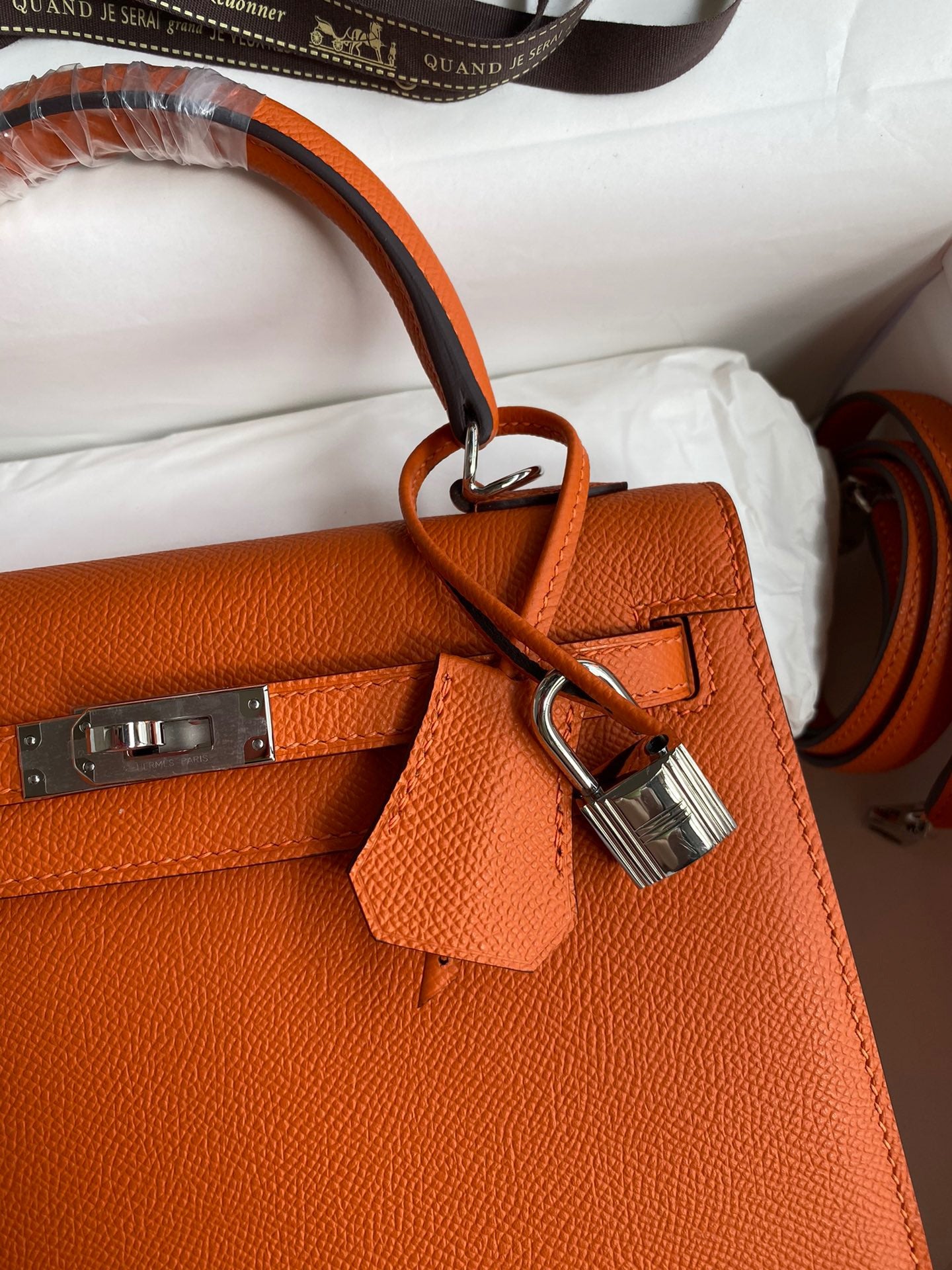 Hermes Kelly 25cm Sellier Bag in Orange Epsom Leather