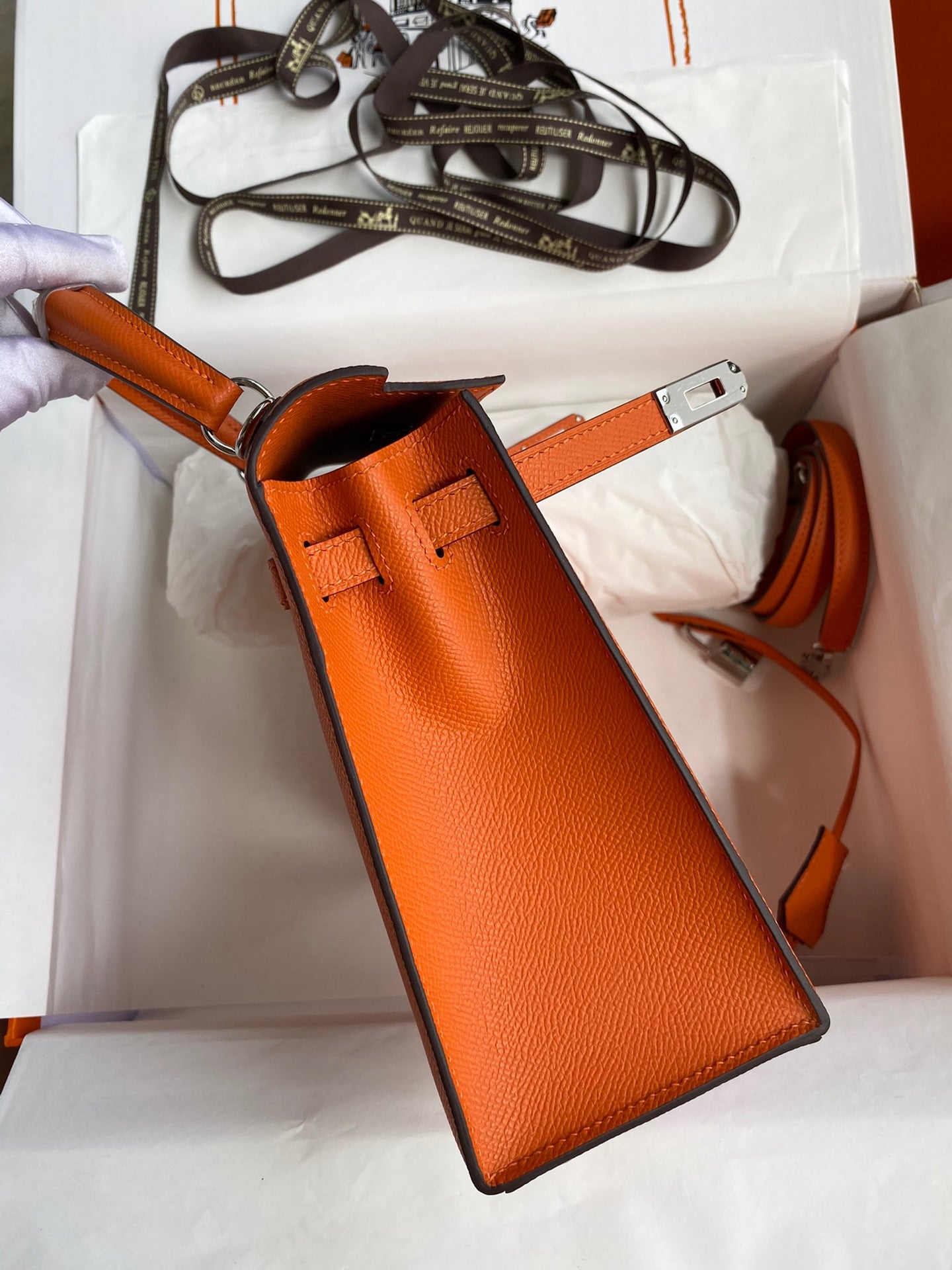 Hermes Kelly 25cm Sellier Bag in Orange Epsom Leather