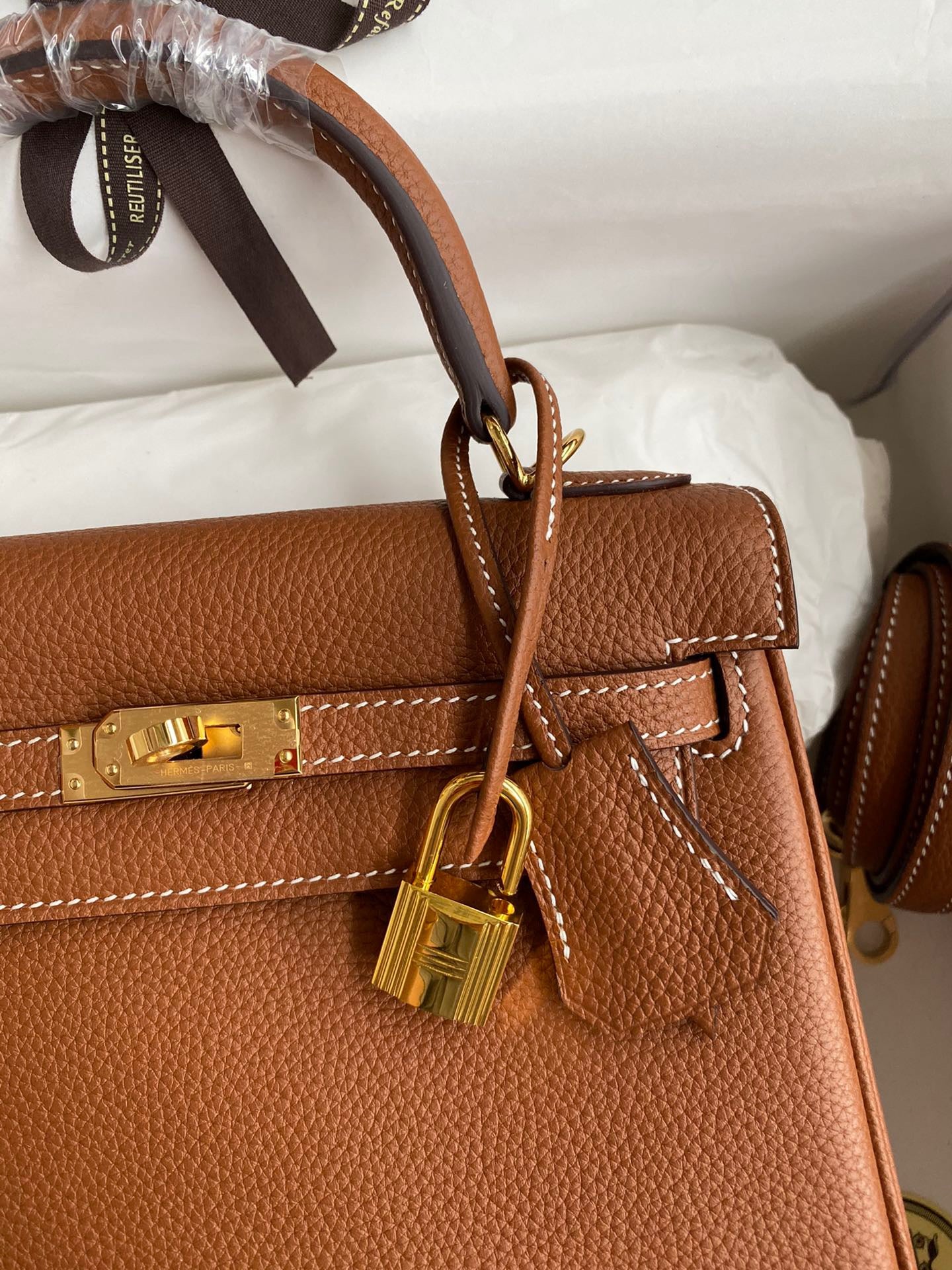 Hermes Kelly 25cm Sellier Bag in Gold Brown Togo Leather