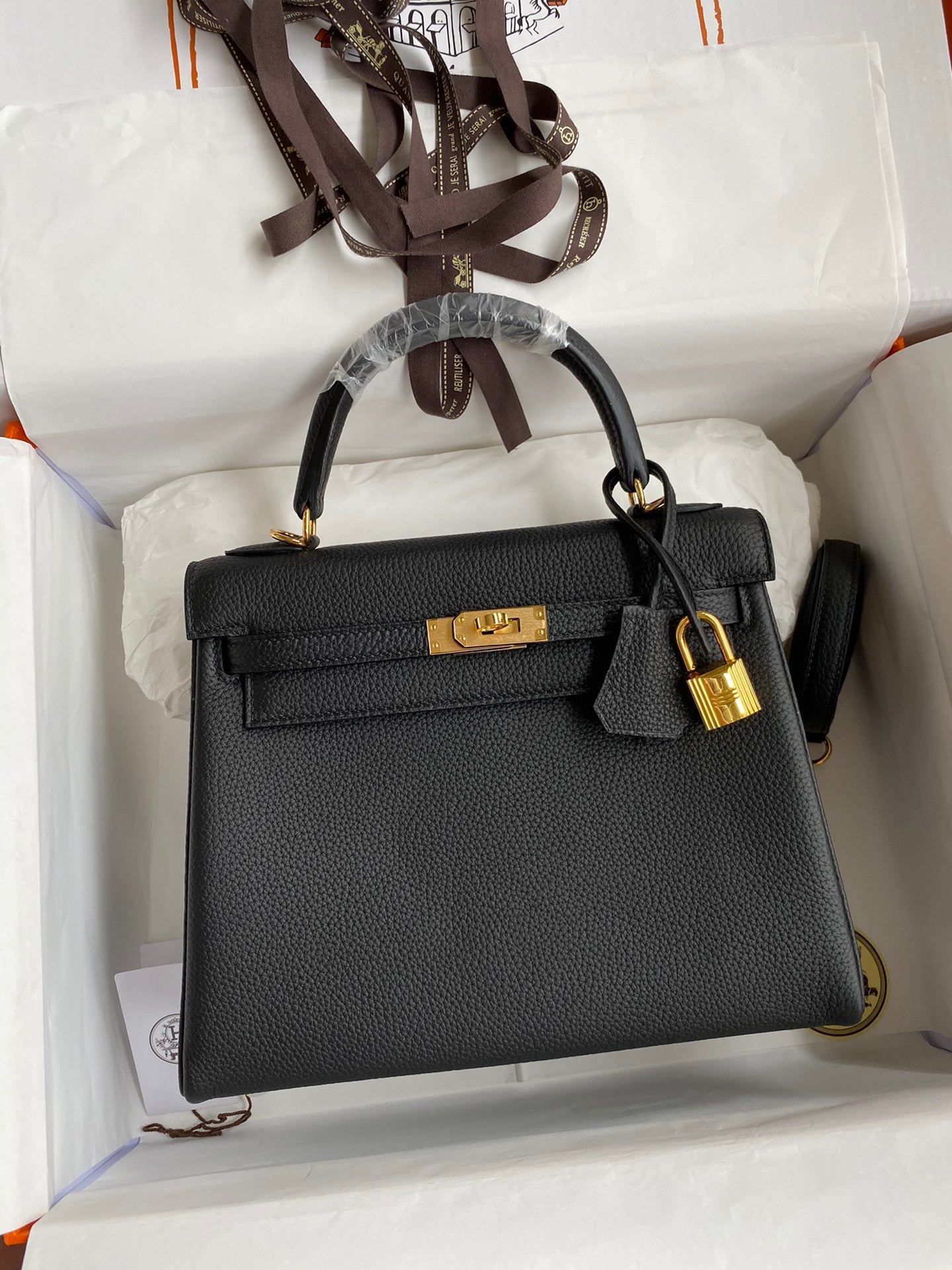 Hermes Kelly 25cm Sellier Bag in Black Togo Leather