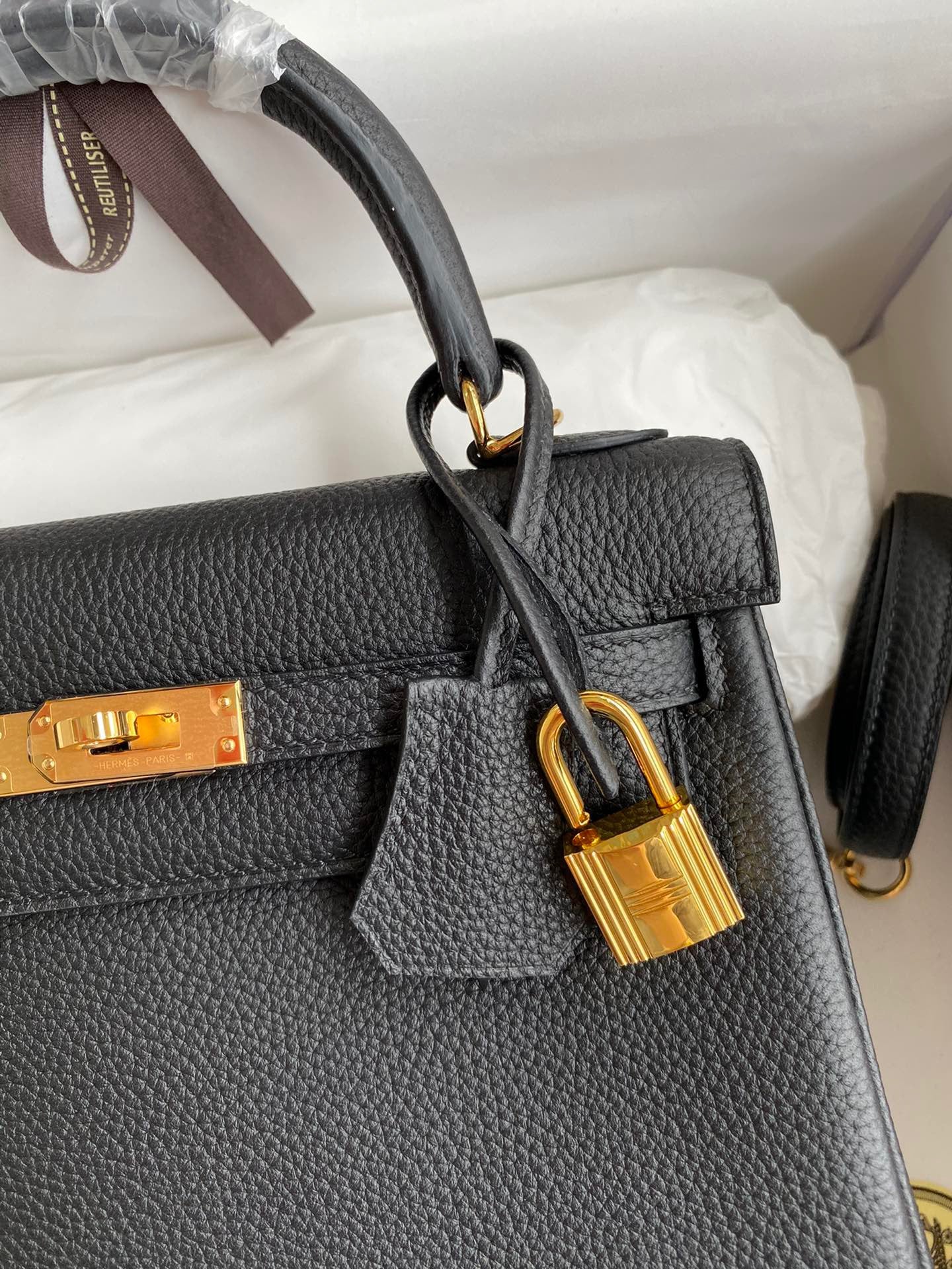 Hermes Kelly 25cm Sellier Bag in Black Togo Leather