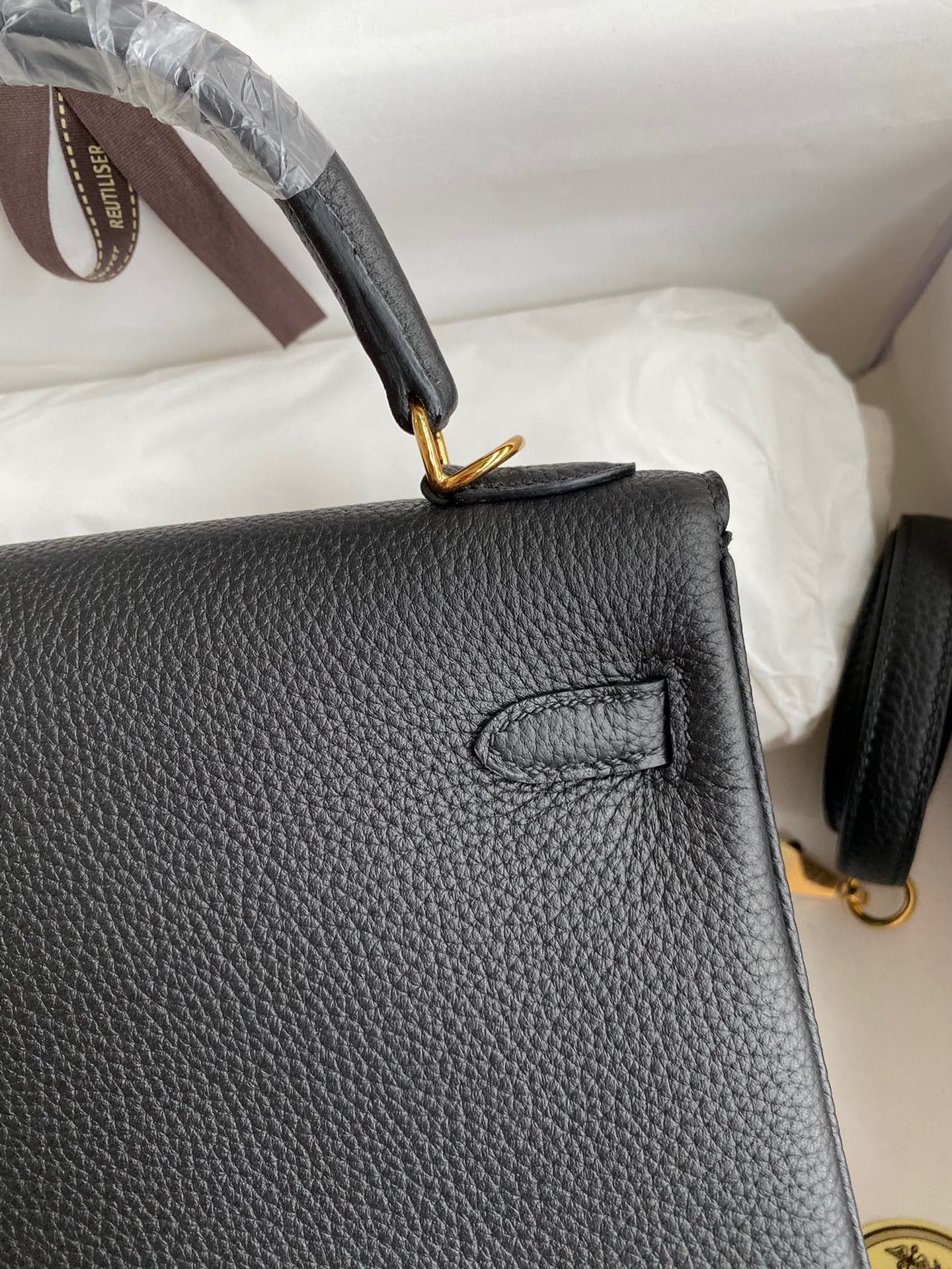 Hermes Kelly 25cm Sellier Bag in Black Togo Leather